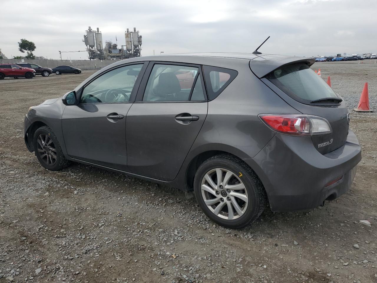 2013 MAZDA 3 I - Фото 2
