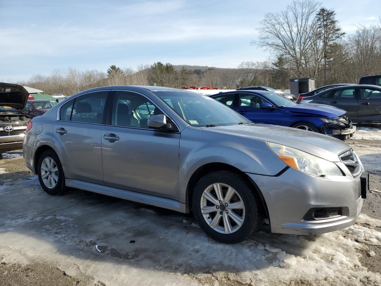 2011 SUBARU LEGACY 2.5 - Image 4