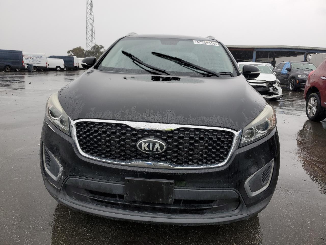 2016 KIA SORENTO LX - Image 5