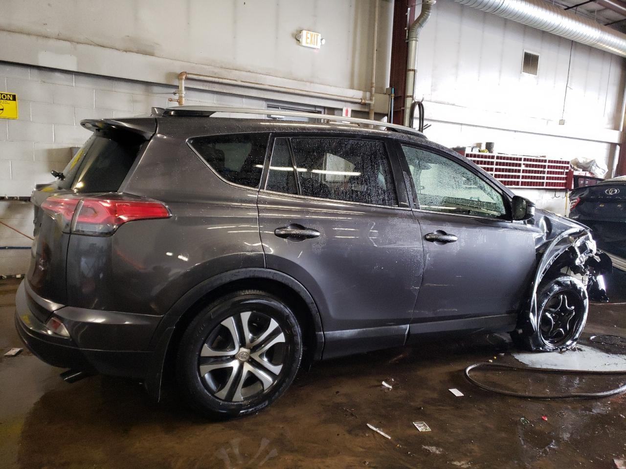 2018 TOYOTA RAV4 LE - Image 3