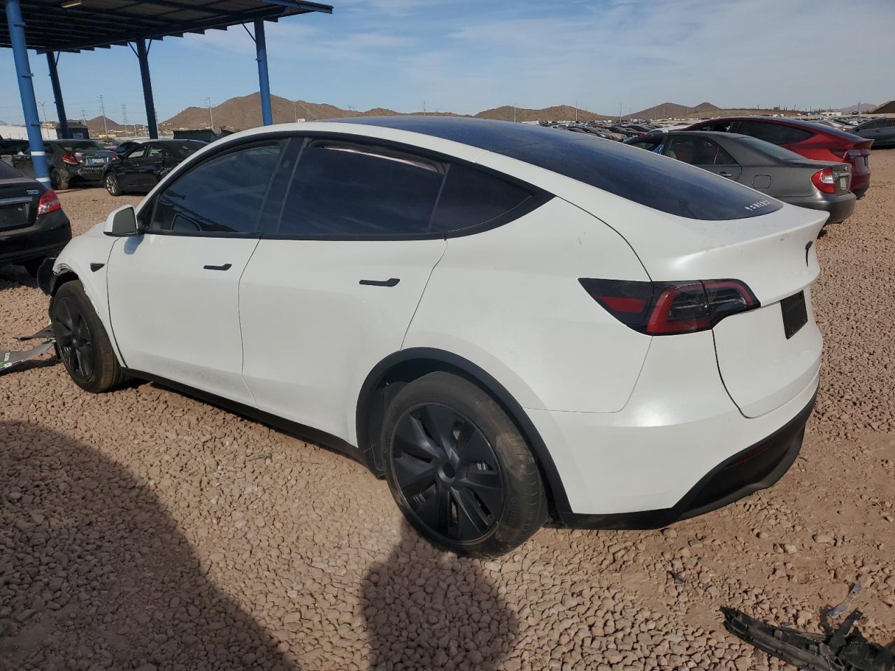 2024 TESLA MODEL Y - Image 2