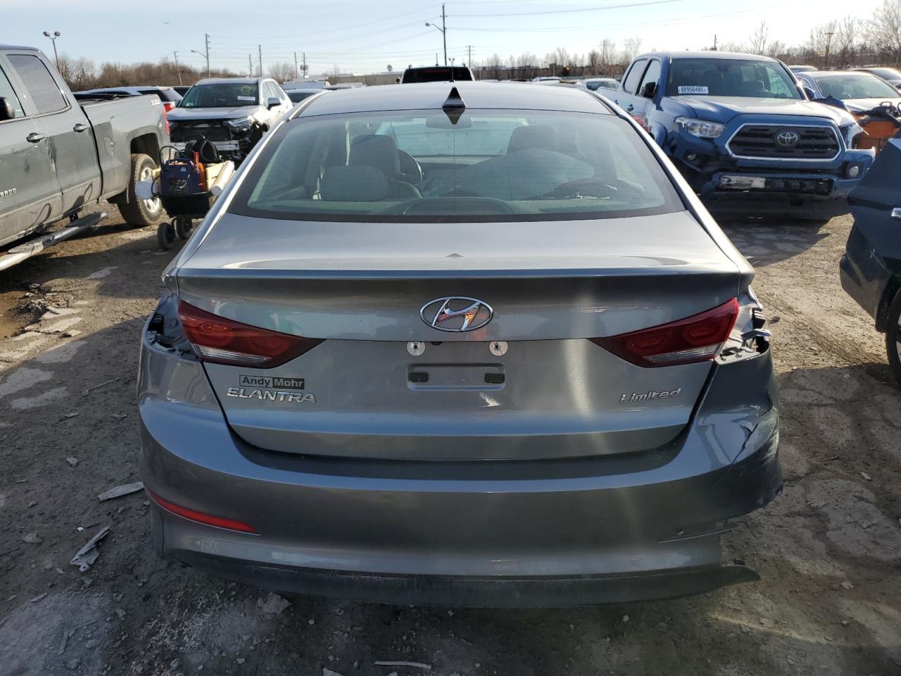 2018 HYUNDAI ELANTRA SE - Фото 6