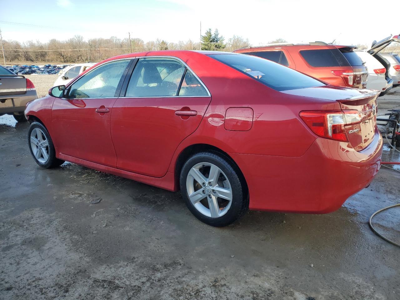 2014 TOYOTA CAMRY L - Image 2