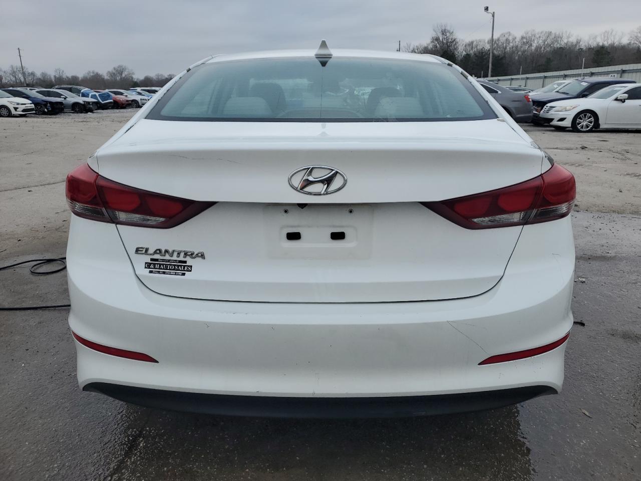 2017 HYUNDAI ELANTRA SE - Image 6