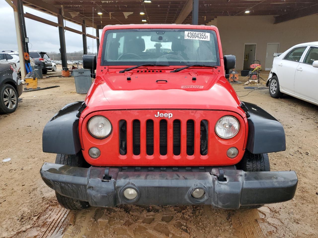 2017 JEEP WRANGLER U - Фото 5