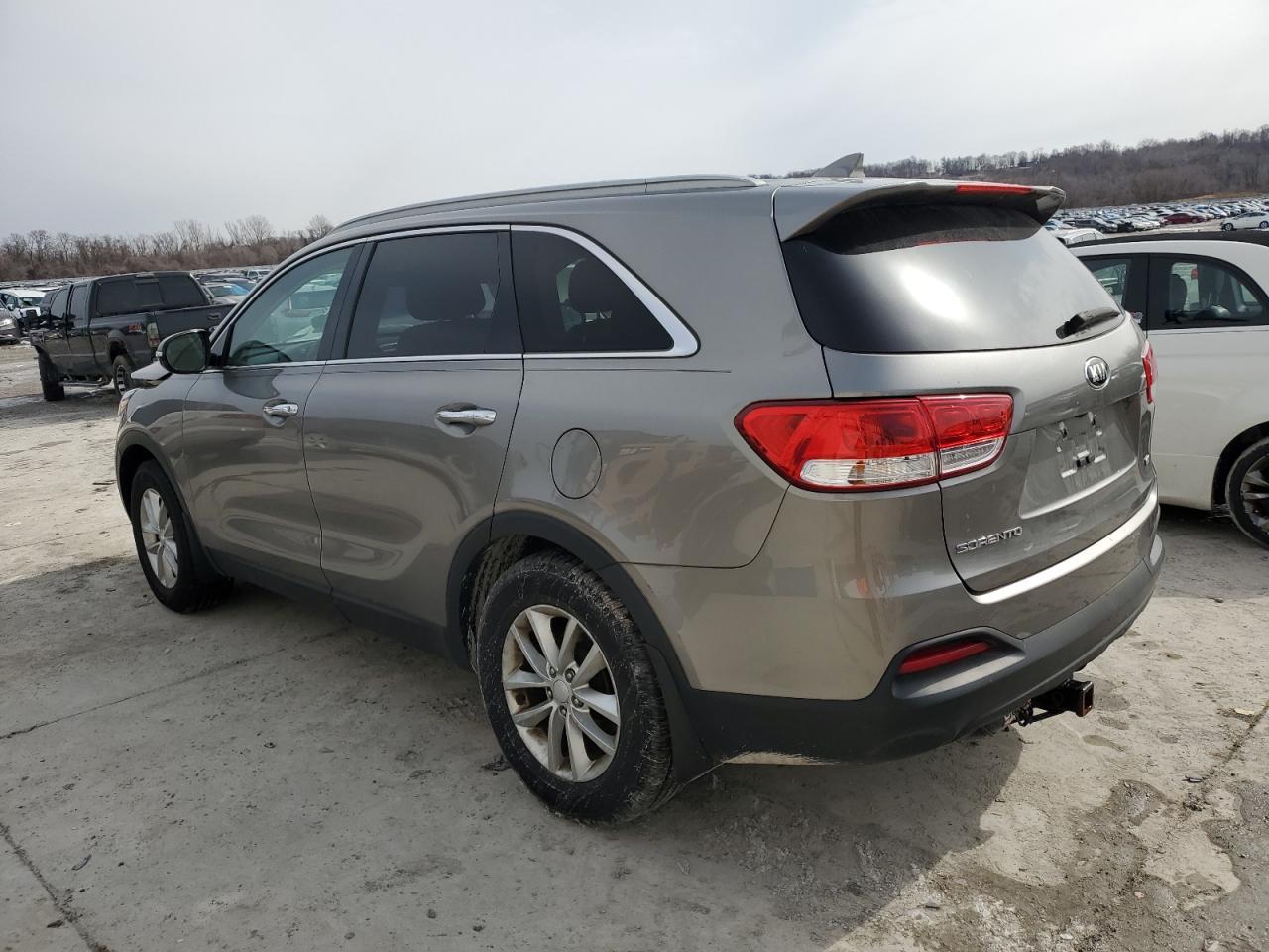 2016 KIA SORENTO LX - Image 2
