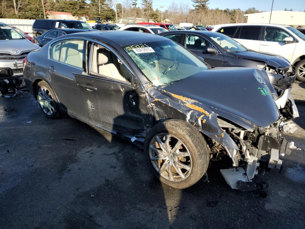 2012 INFINITI G37 - Image 4