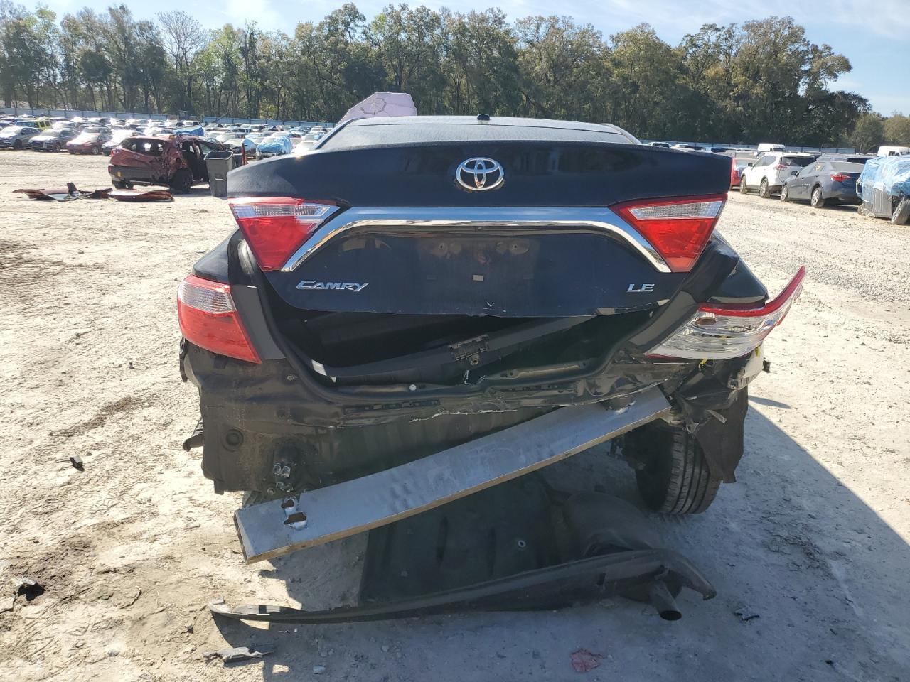 2016 TOYOTA CAMRY LE - Фото 6