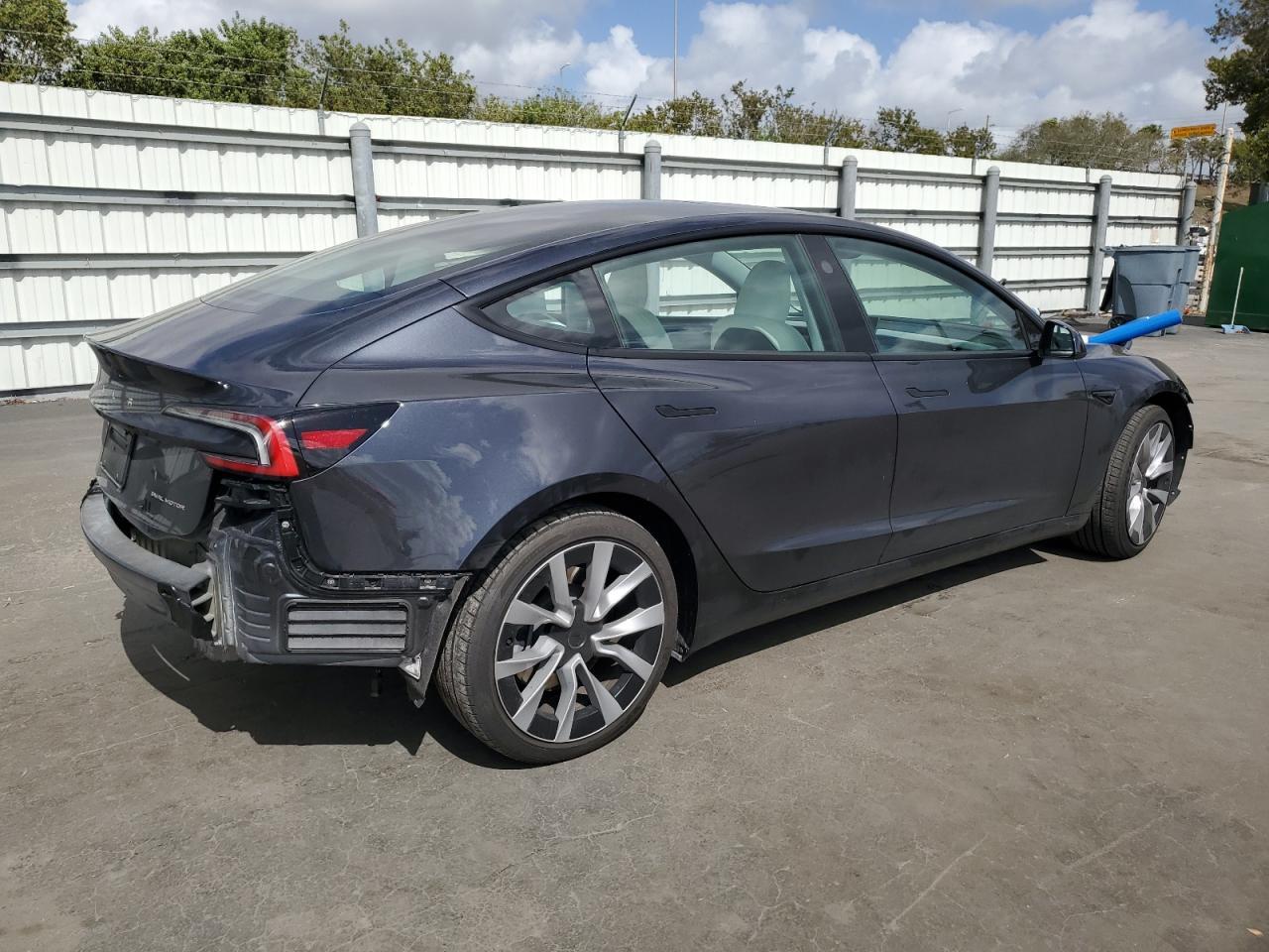 2024 TESLA MODEL 3 - Image 3