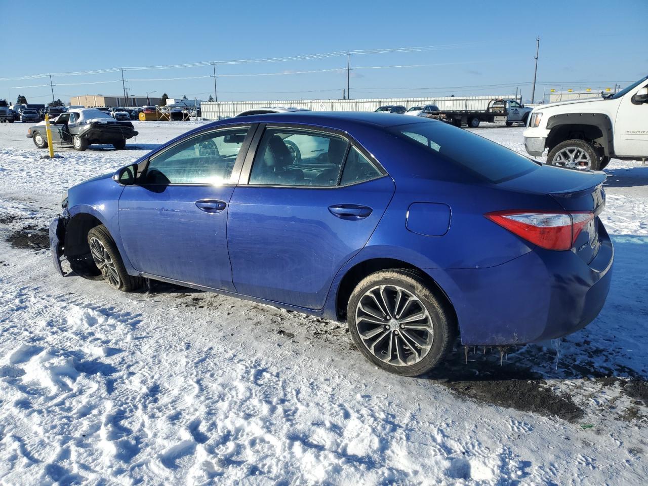 2015 TOYOTA COROLLA L - Image 2