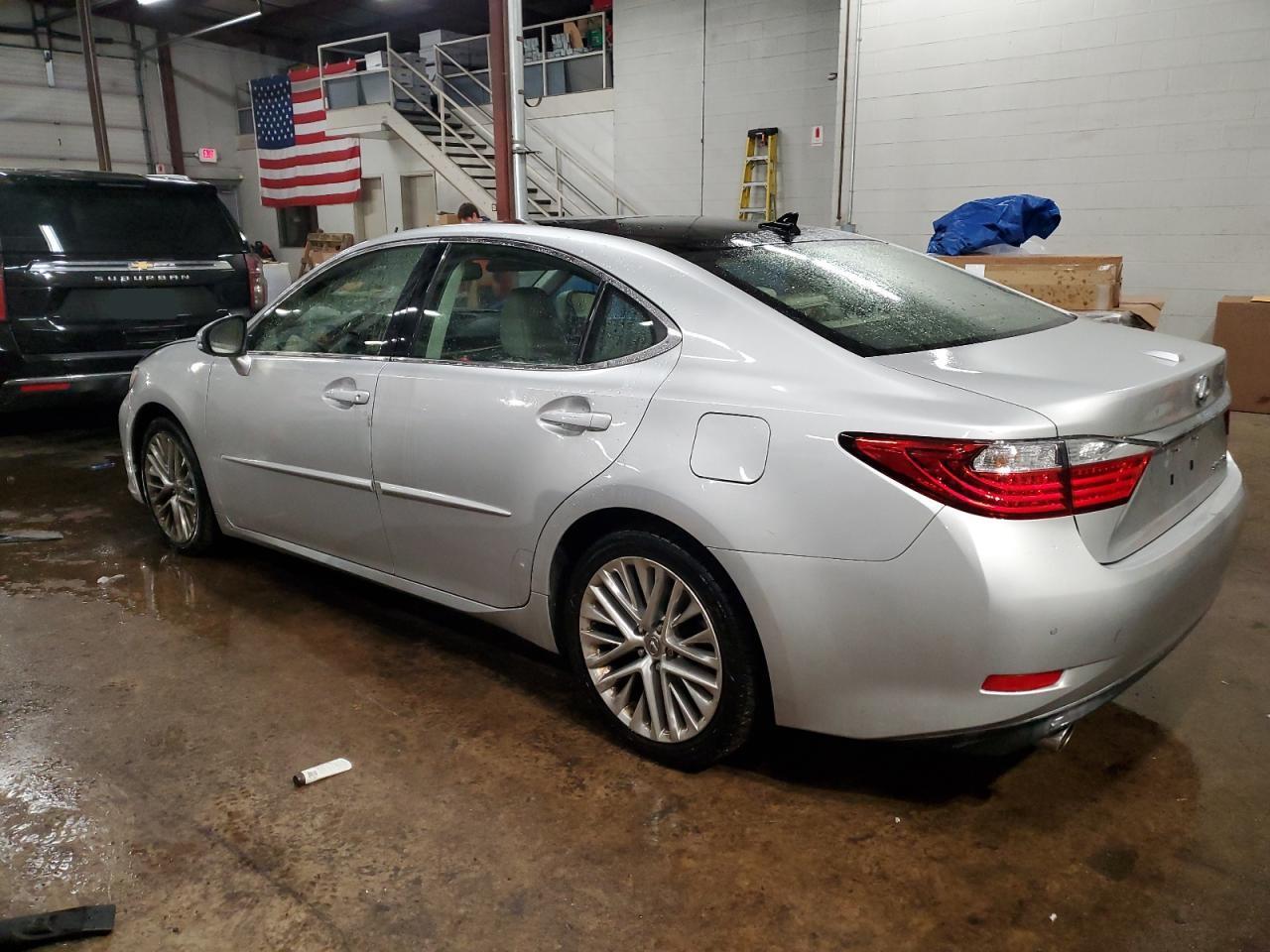 2014 LEXUS ES 350 - Image 2