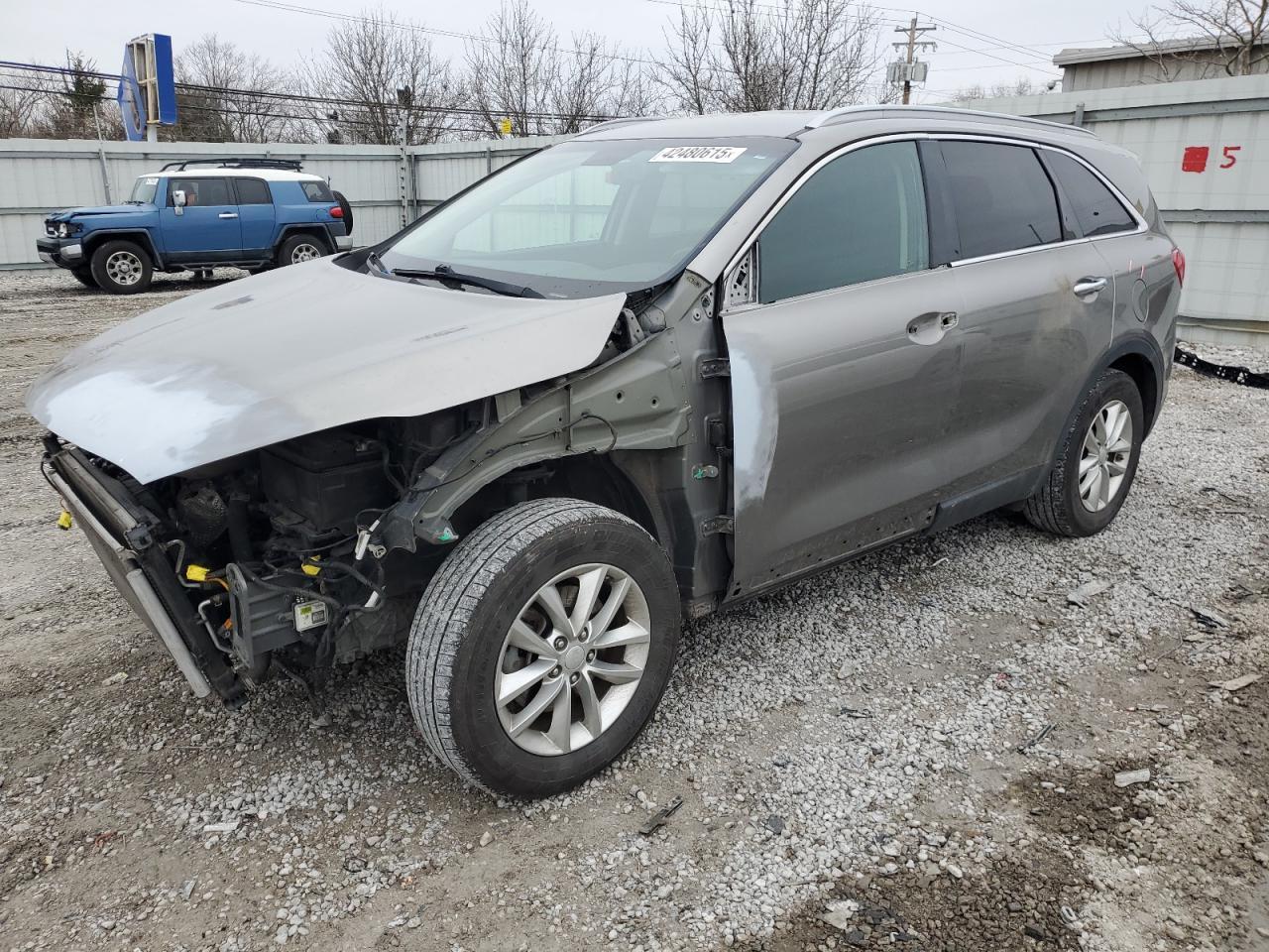 2016 KIA SORENTO LX