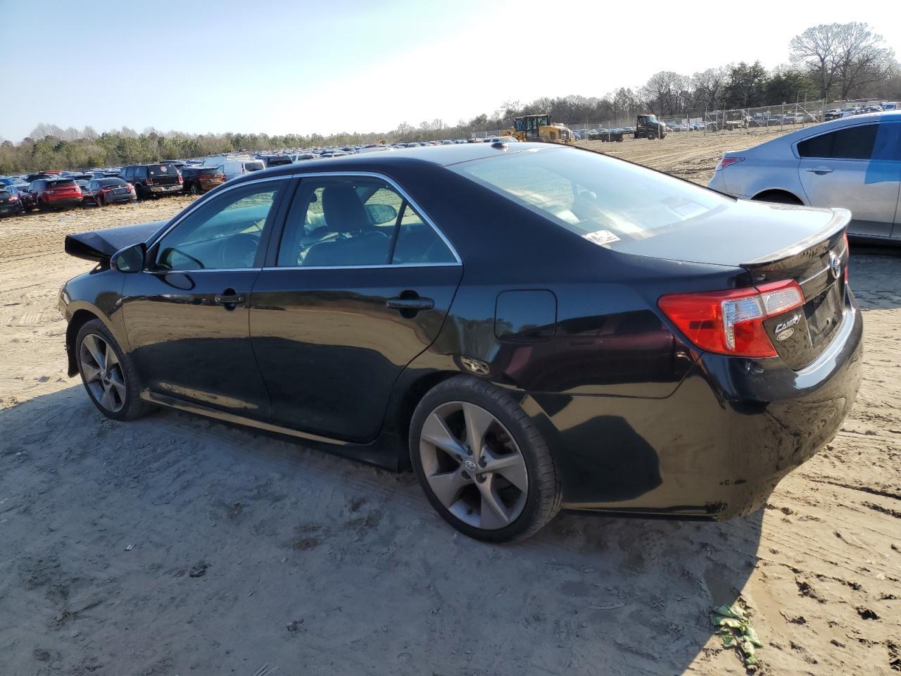2012 TOYOTA CAMRY BASE - Фото 2