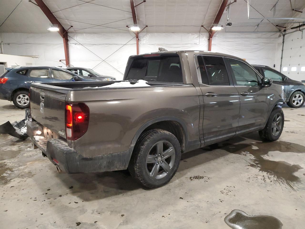2023 HONDA RIDGELINE - Image 3