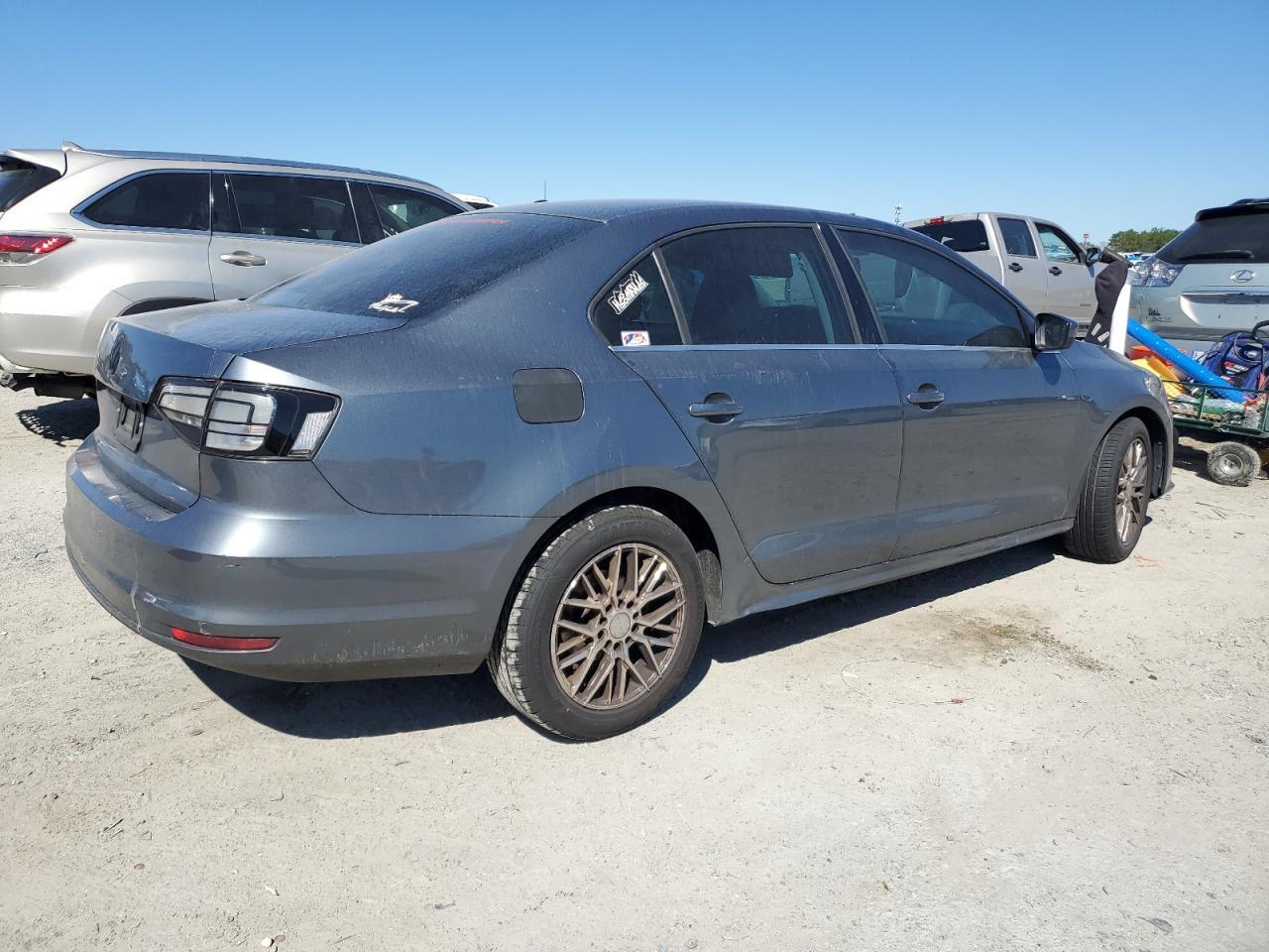2017 VOLKSWAGEN JETTA S - Фото 3