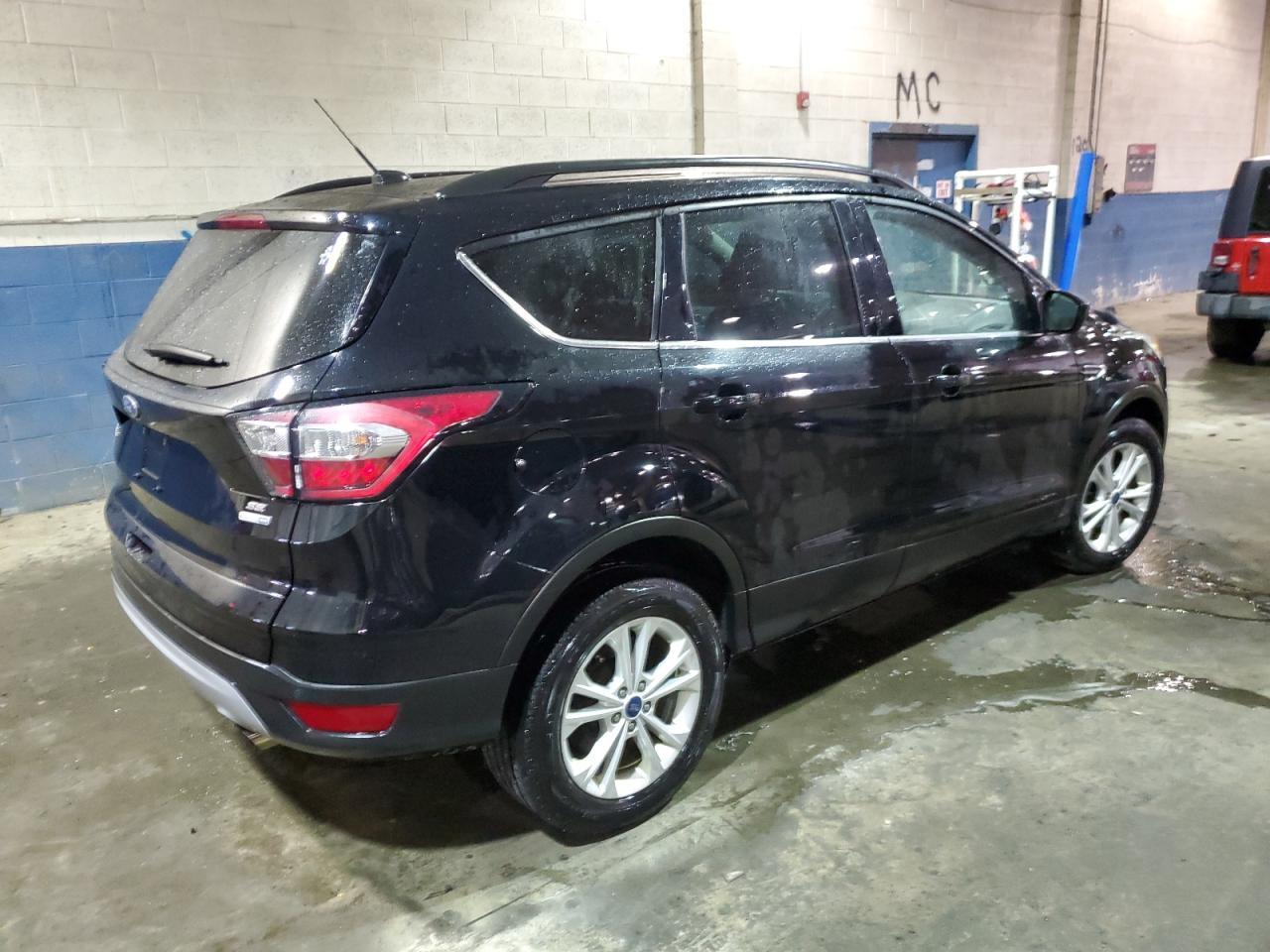 2017 FORD ESCAPE SE - Фото 3