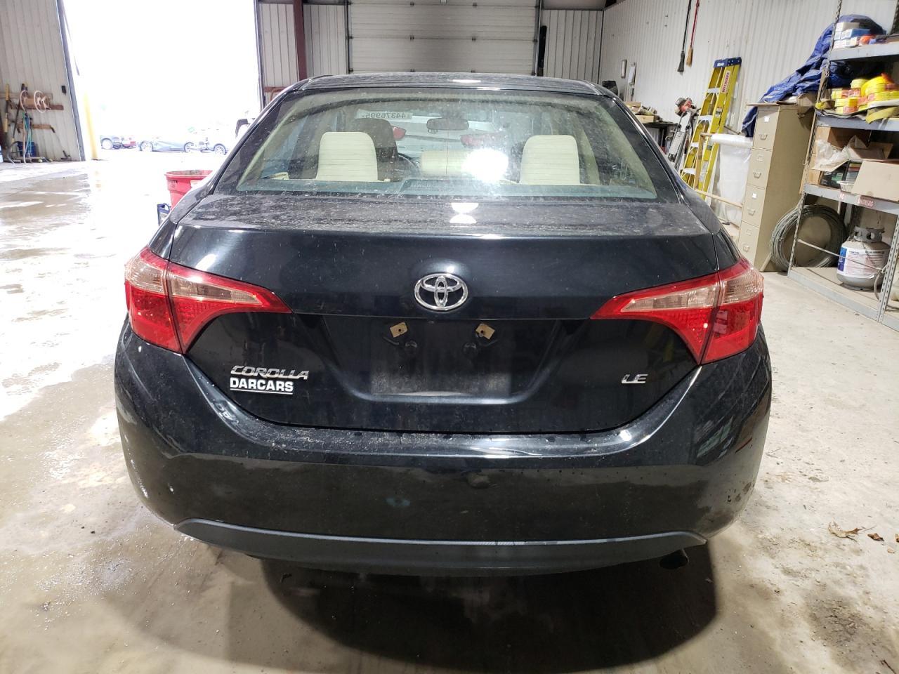 2018 TOYOTA COROLLA L - Image 6