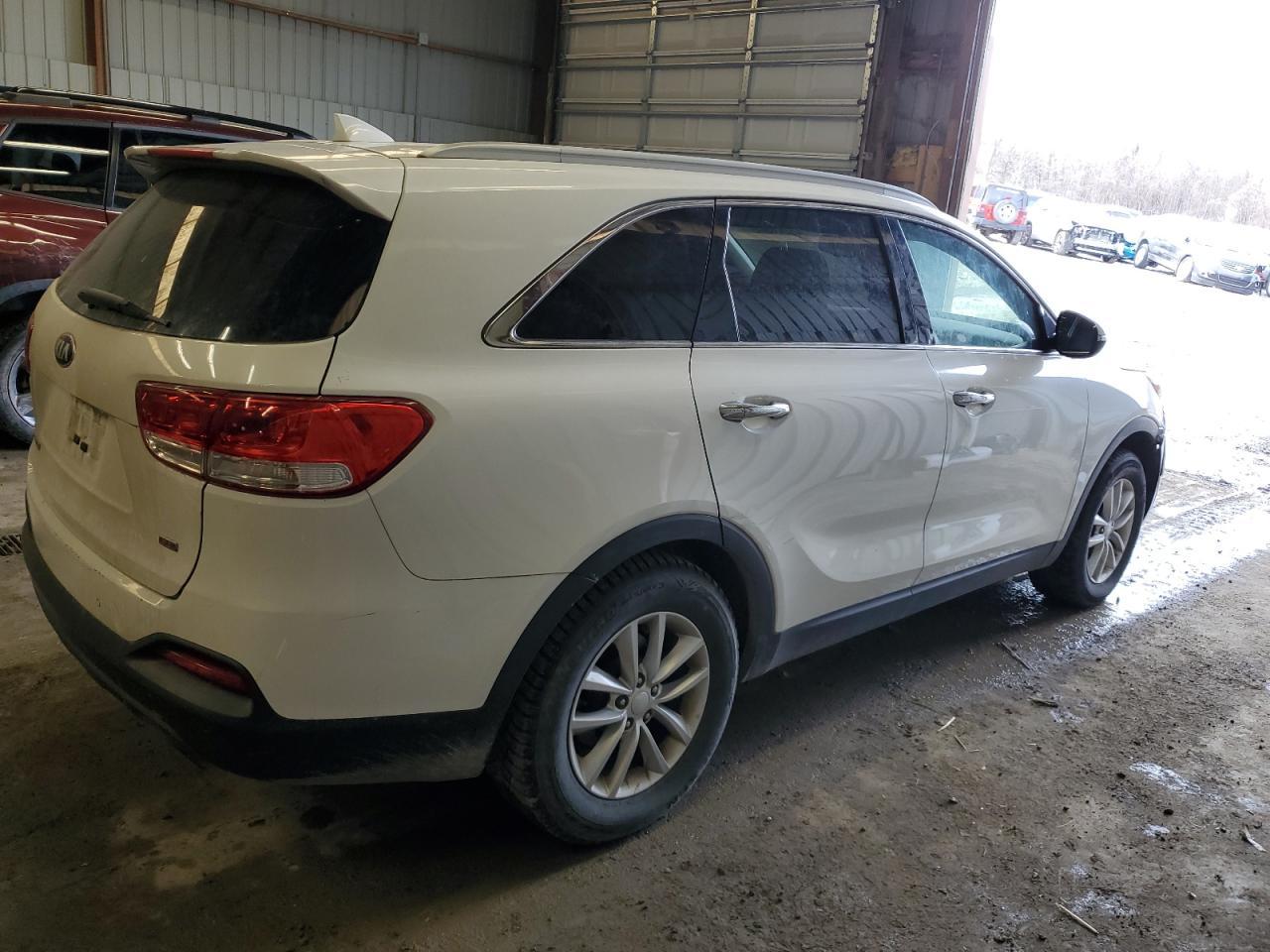 2016 KIA SORENTO LX - Image 3