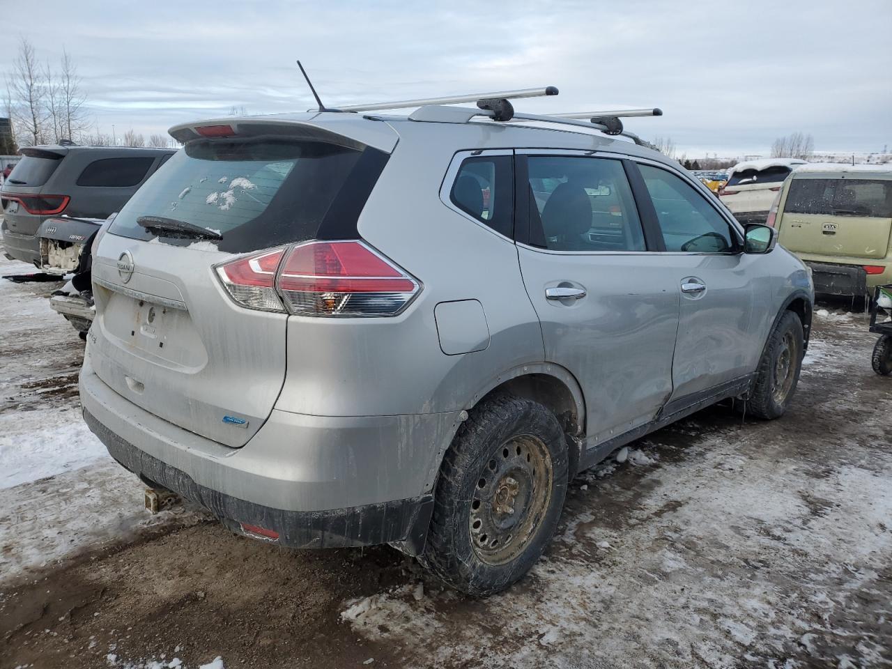 2015 NISSAN ROGUE S - Image 3