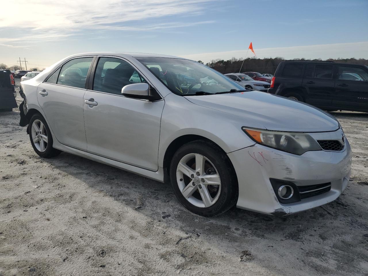2014 TOYOTA CAMRY L - Image 4