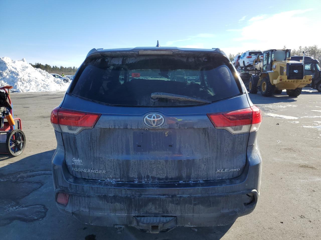 2018 TOYOTA HIGHLANDER - Фото 6