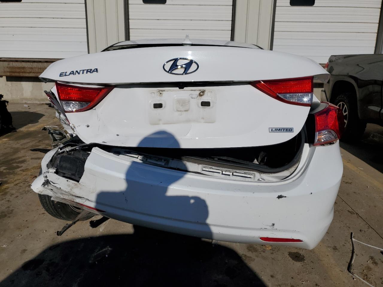2013 HYUNDAI ELANTRA GL - Image 6