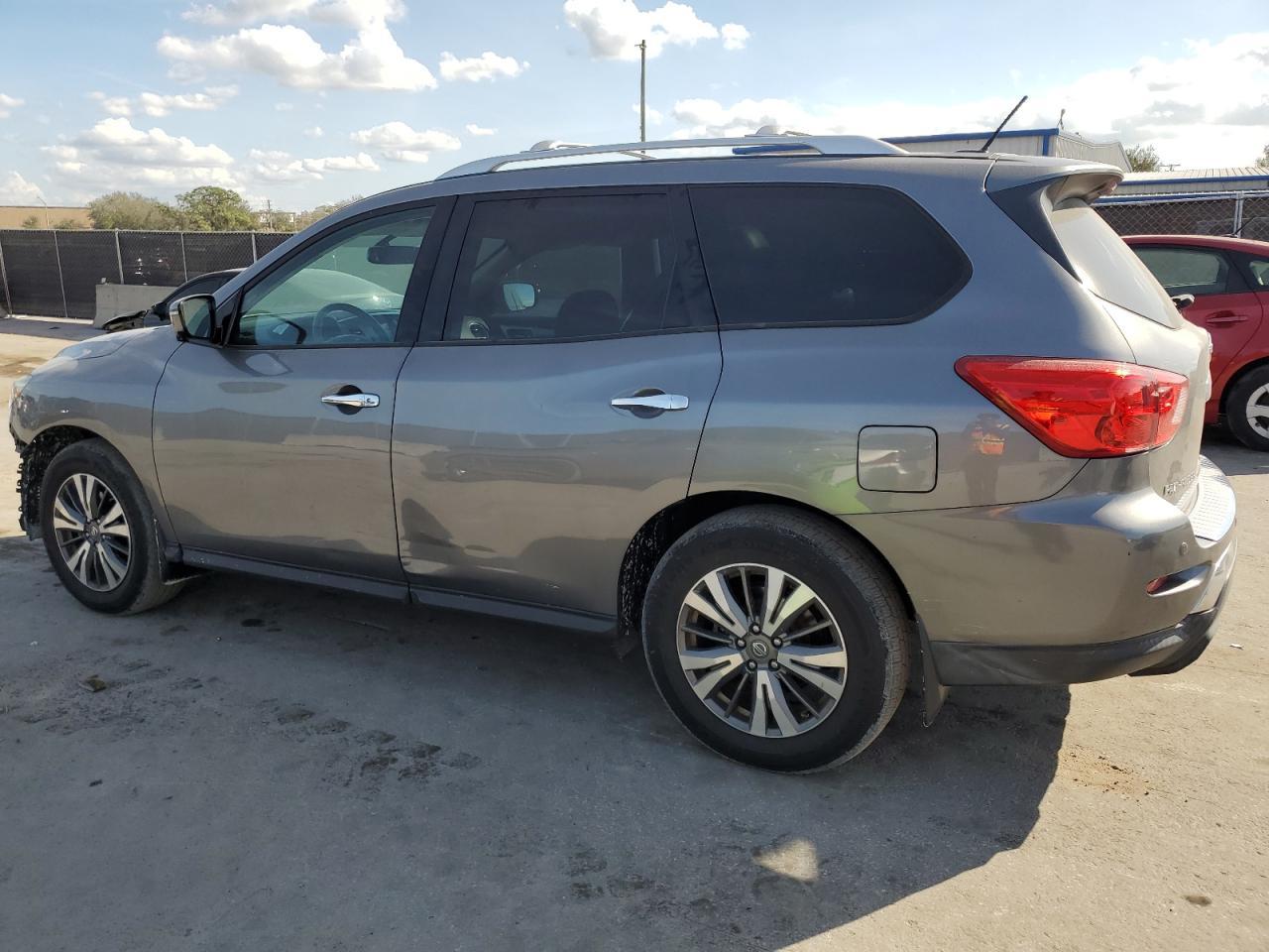 2017 NISSAN PATHFINDER - Фото 2