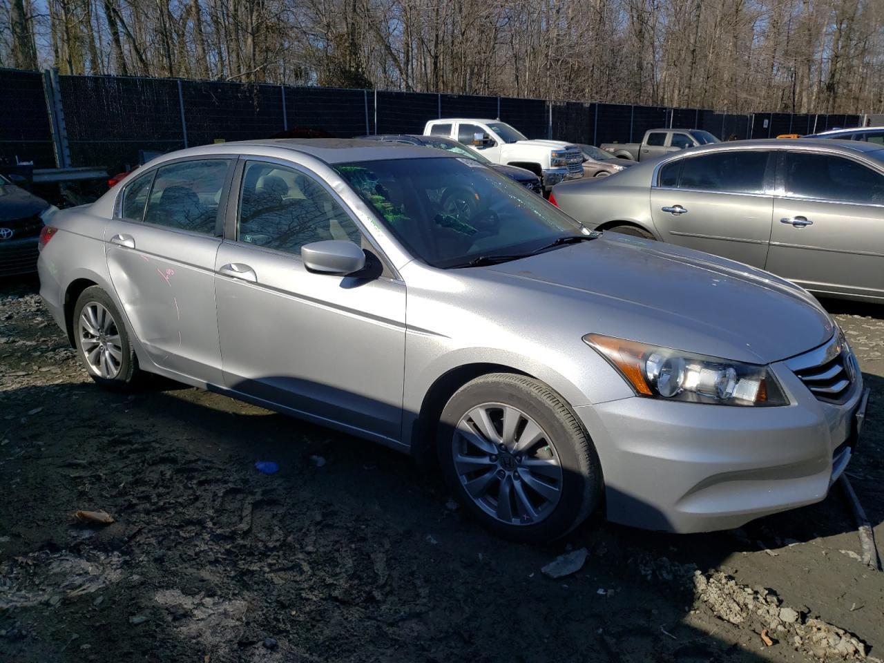 2012 HONDA ACCORD EXL - Image 4