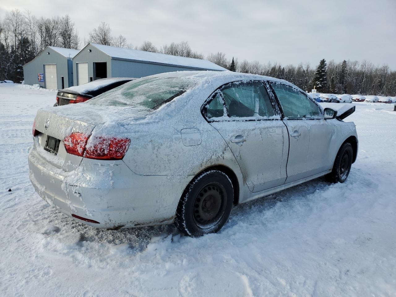 2013 VOLKSWAGEN JETTA BASE - Image 3