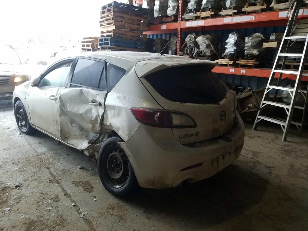 2010 MAZDA 3 S - Фото 2