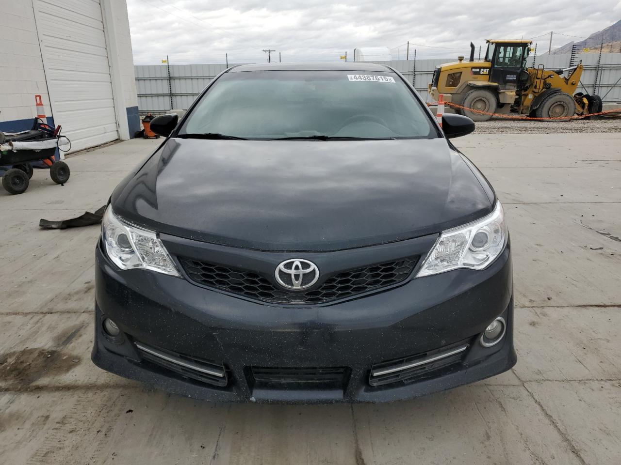 2014 TOYOTA CAMRY L - Image 5