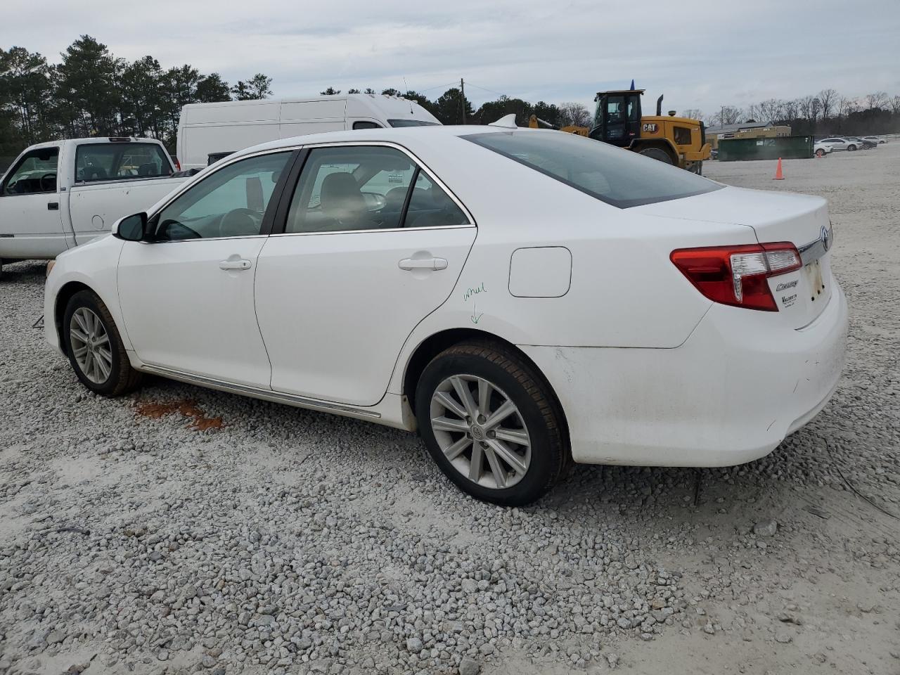 2013 TOYOTA CAMRY L - Фото 2
