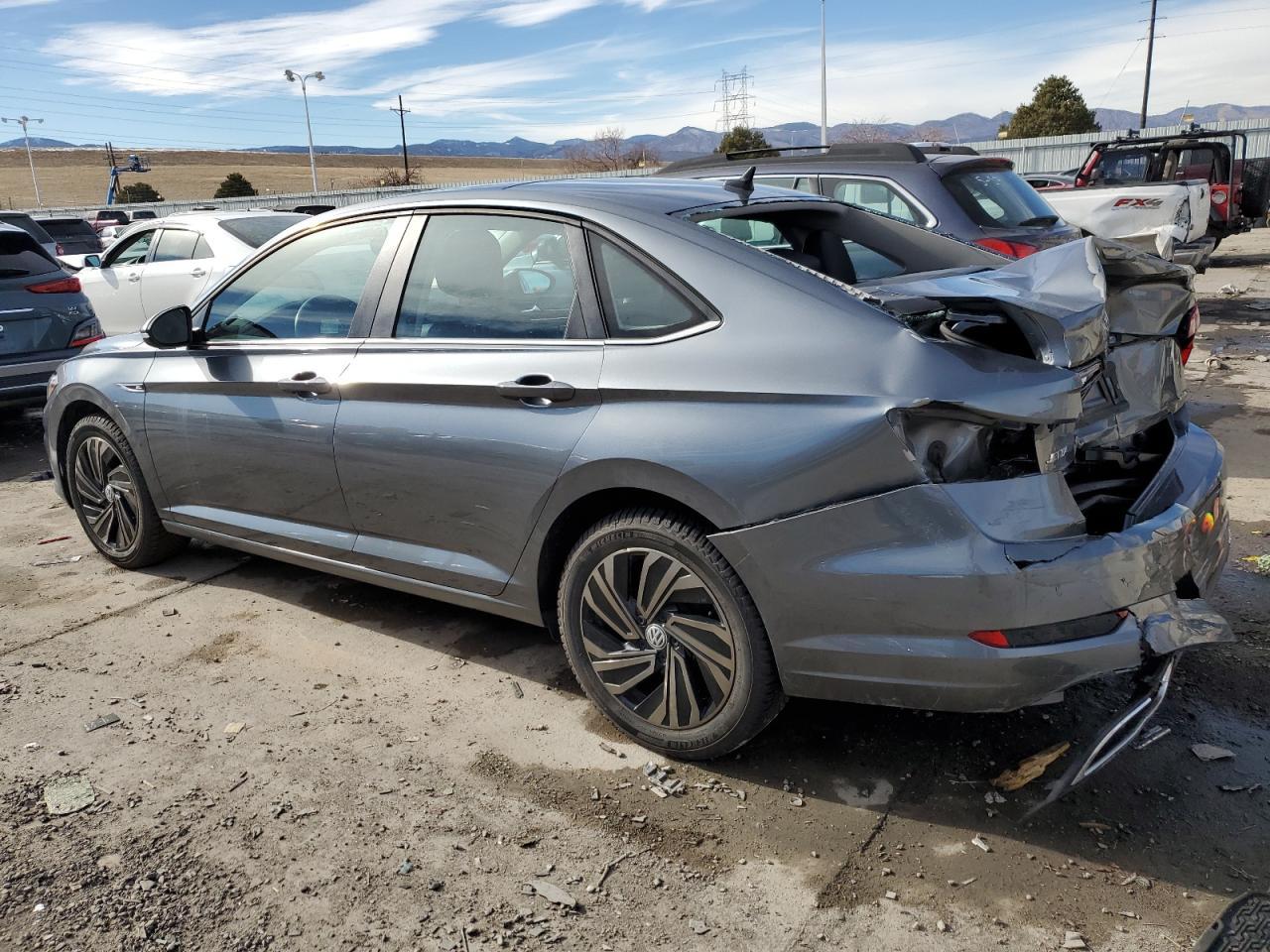 2019 VOLKSWAGEN JETTA SEL - Фото 2