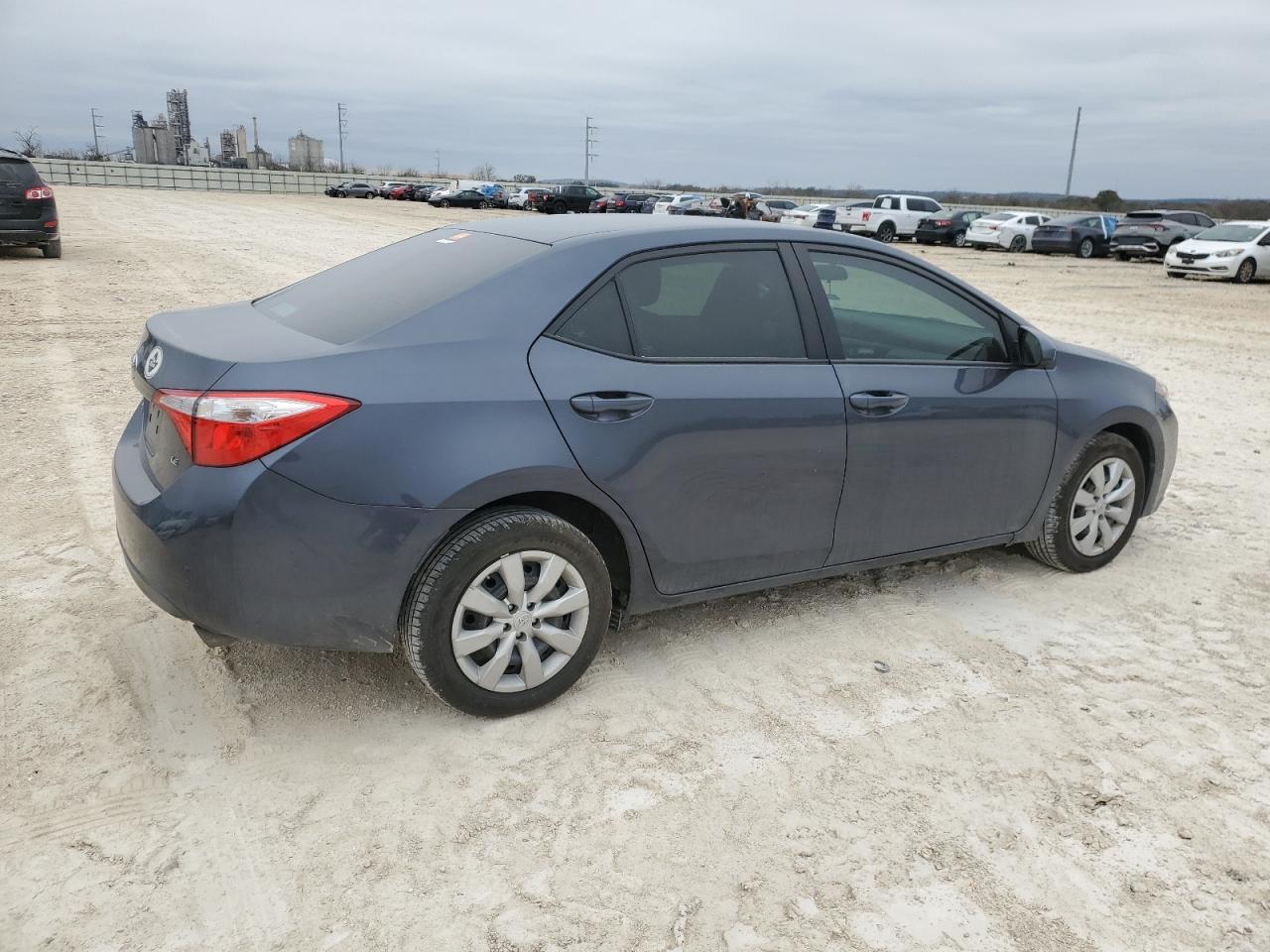 2015 TOYOTA COROLLA L - Image 3
