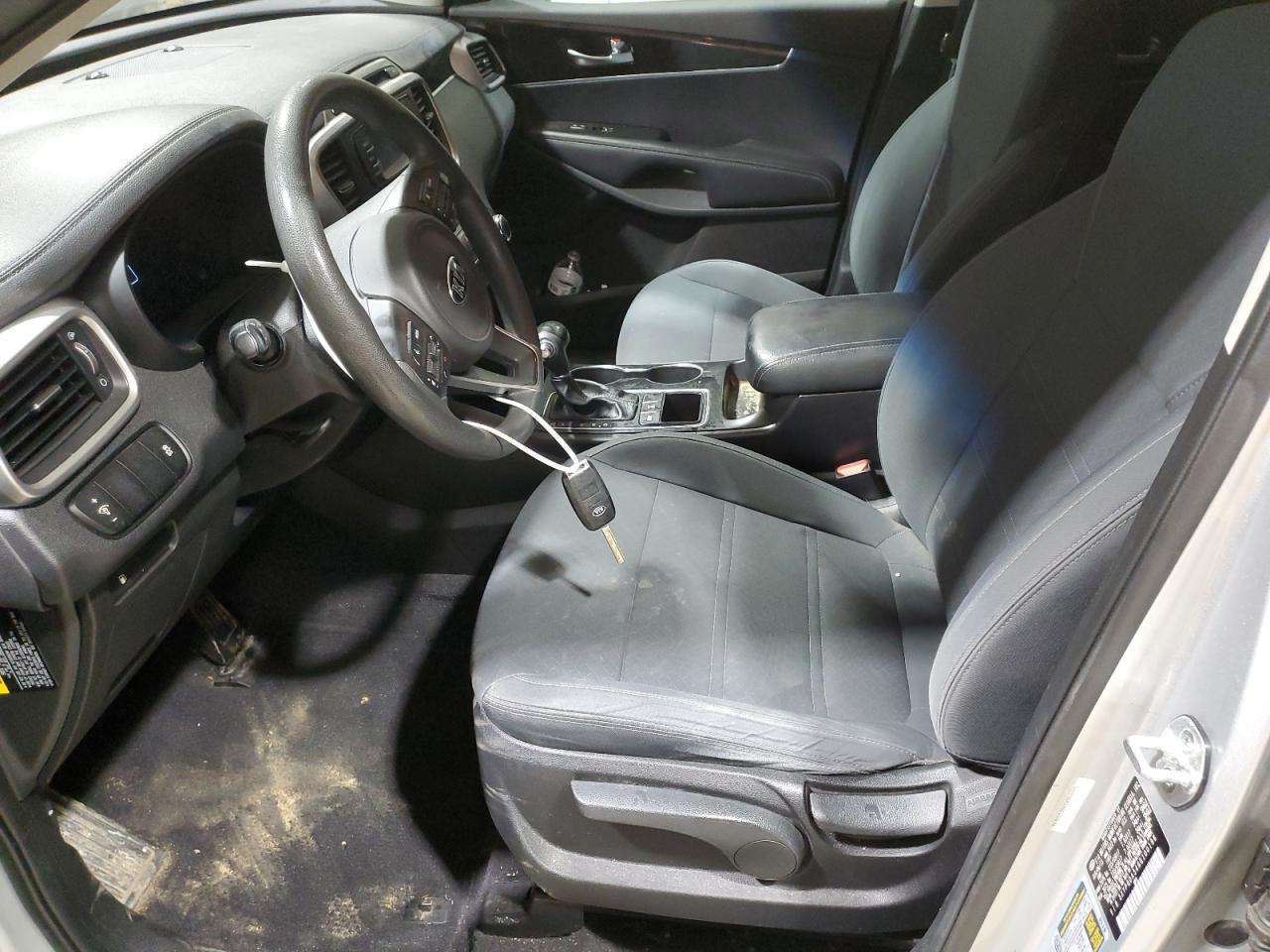 2016 KIA SORENTO LX - Image 7