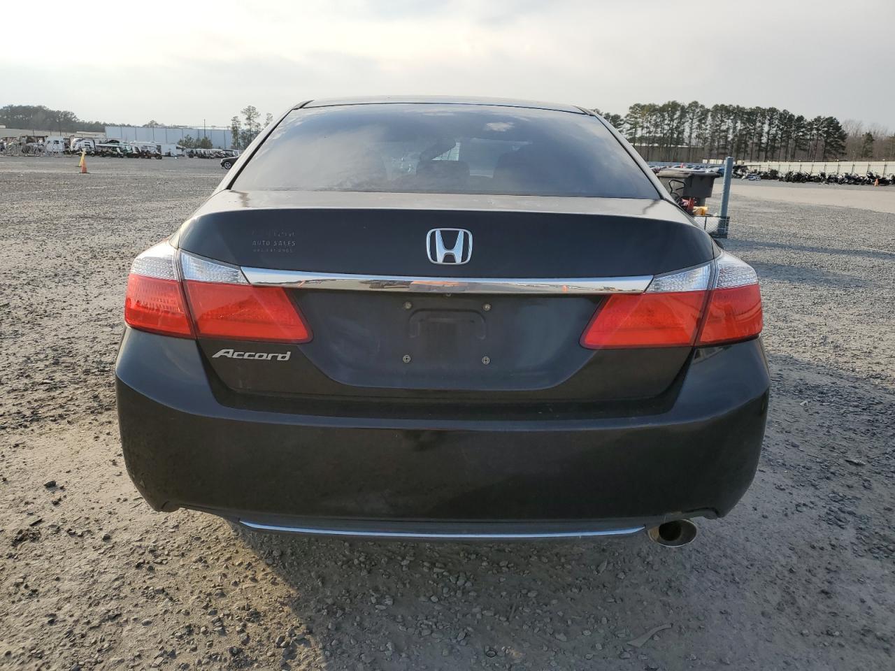 2014 HONDA ACCORD LX - Image 6