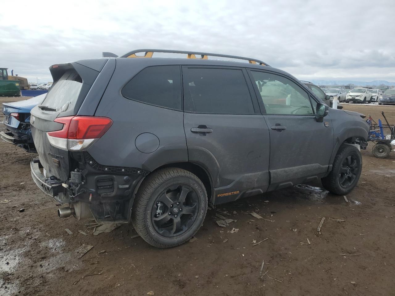 2022 SUBARU FORESTER W - Фото 3