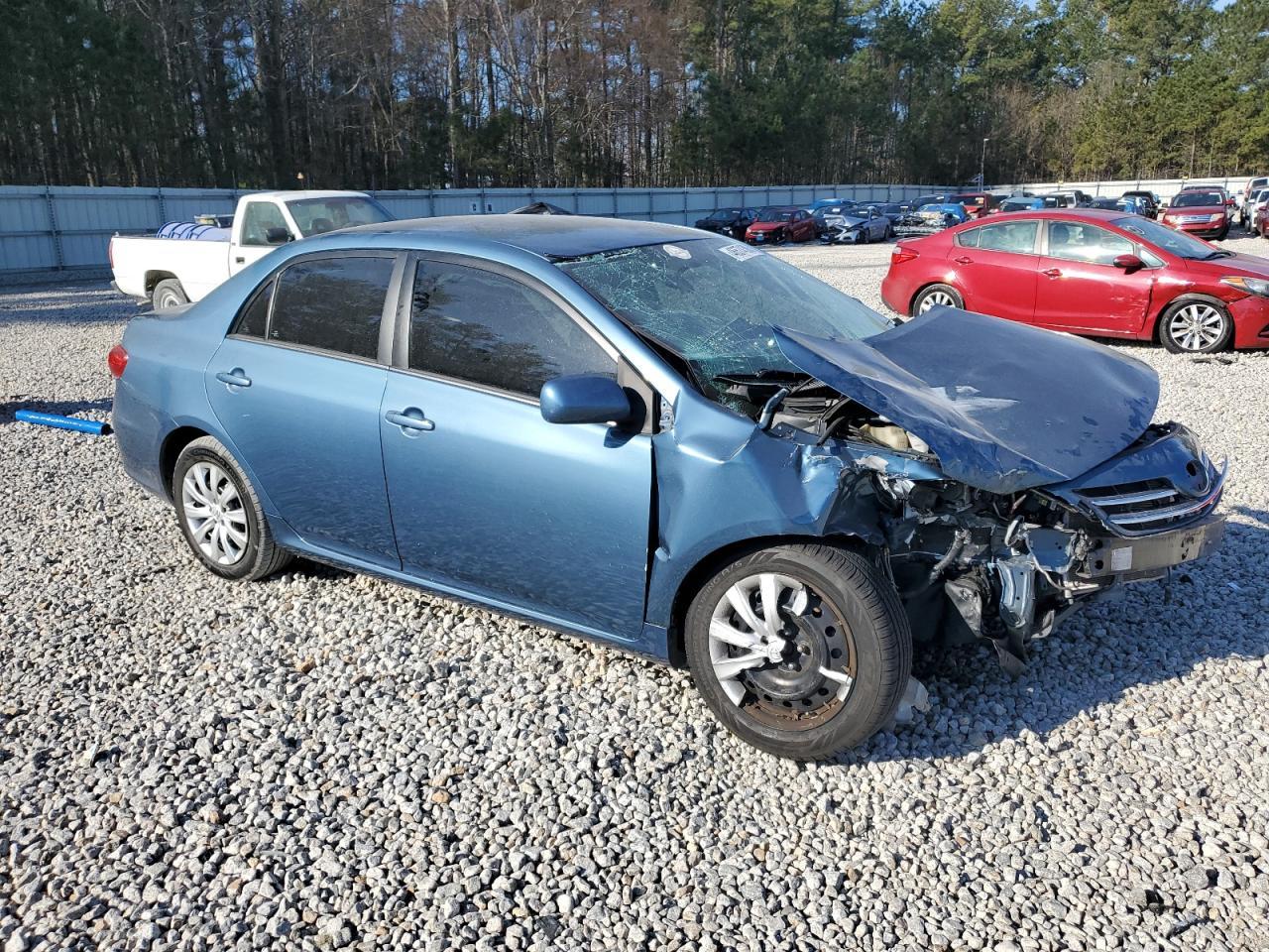 2013 TOYOTA COROLLA BA - Фото 4