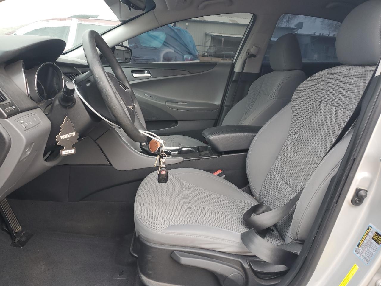 2013 HYUNDAI SONATA GLS - Image 7