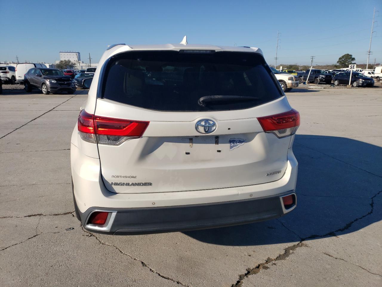 2018 TOYOTA HIGHLANDER - Image 6