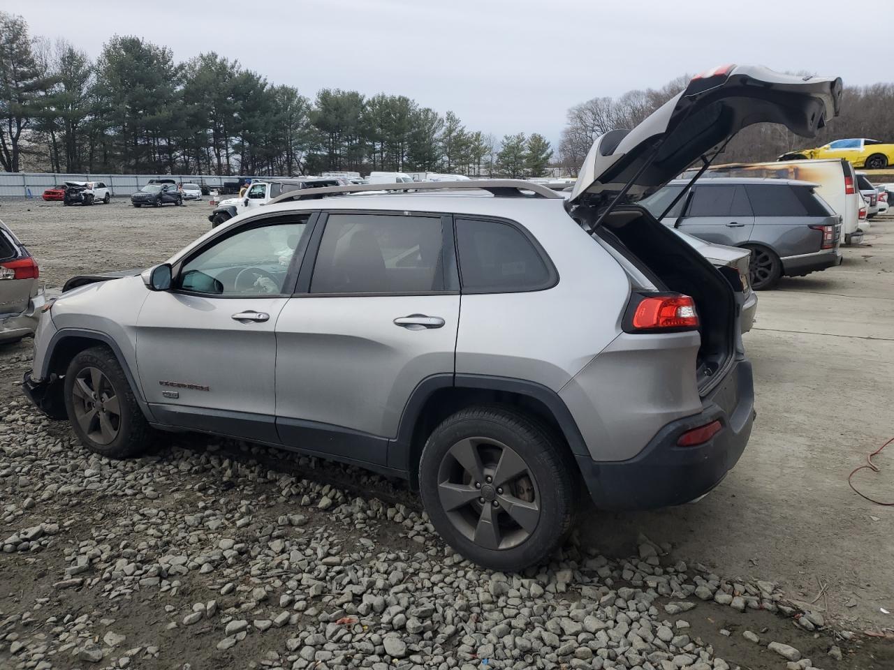 2016 JEEP CHEROKEE L - Image 2