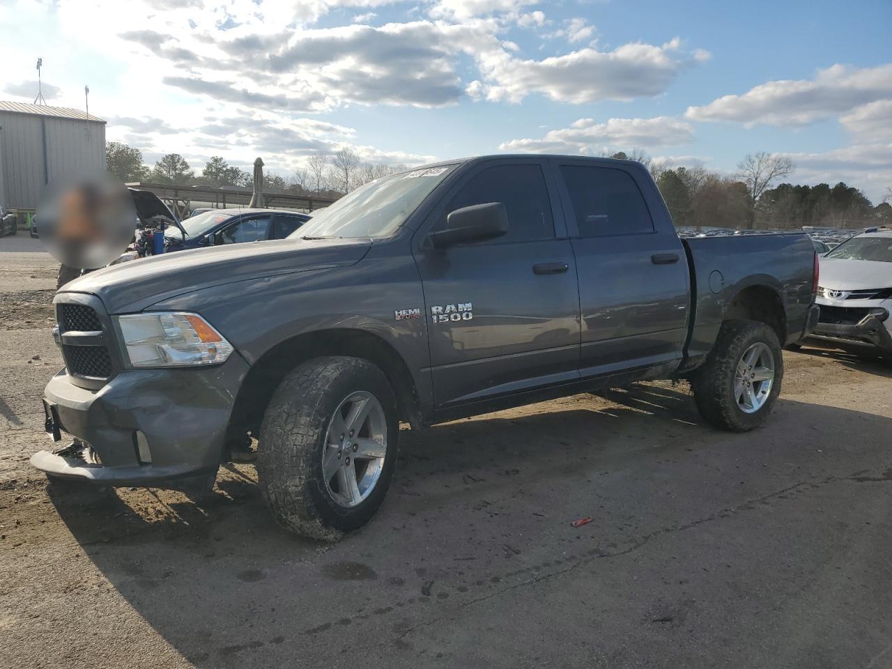 2014 RAM 1500 ST