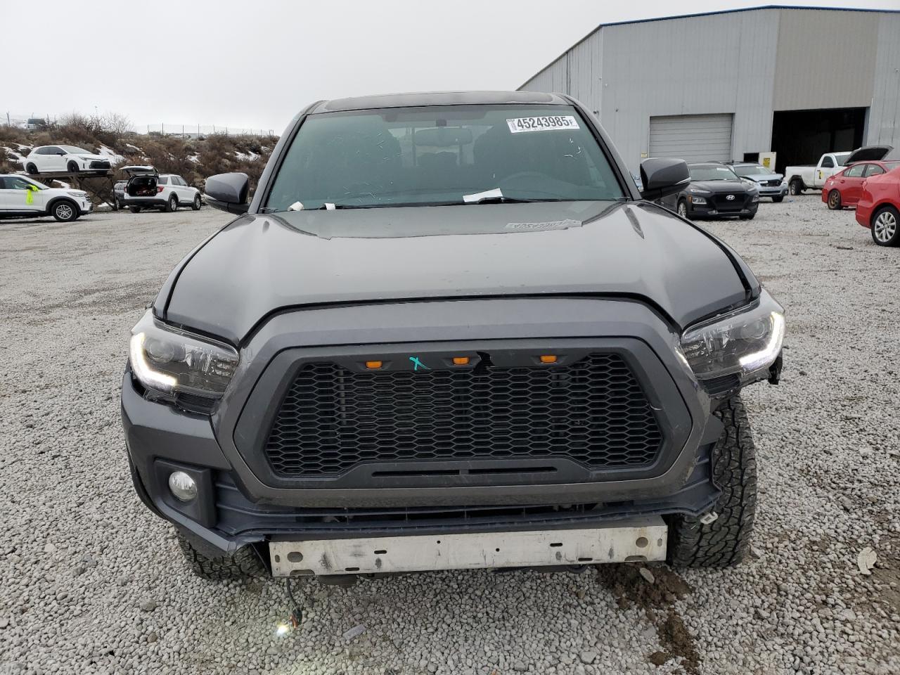 2017 TOYOTA TACOMA DOU - Фото 5