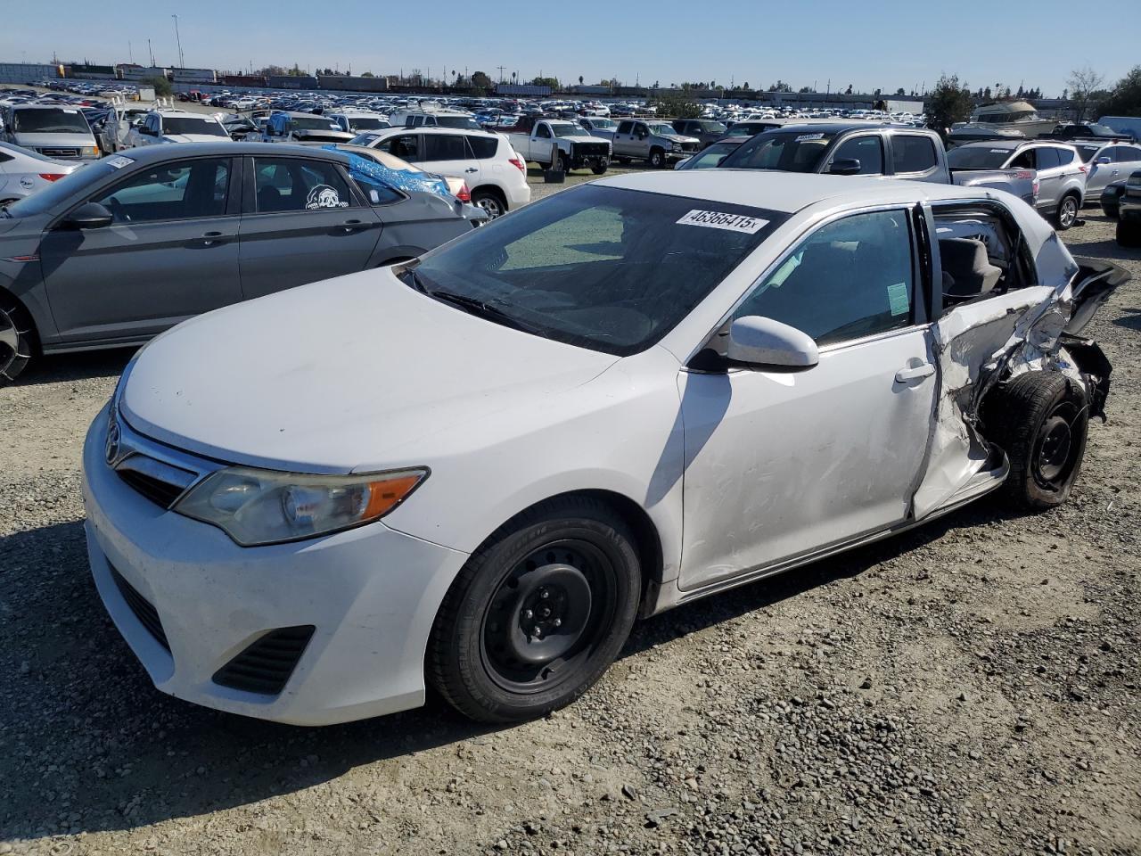 2014 TOYOTA CAMRY L