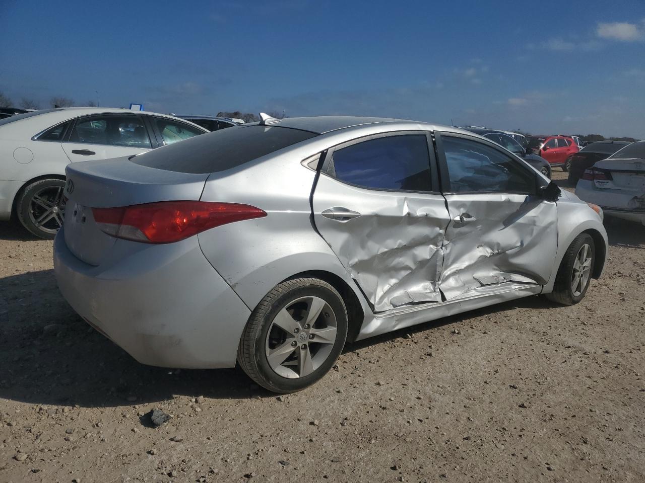 2013 HYUNDAI ELANTRA GL - Image 3