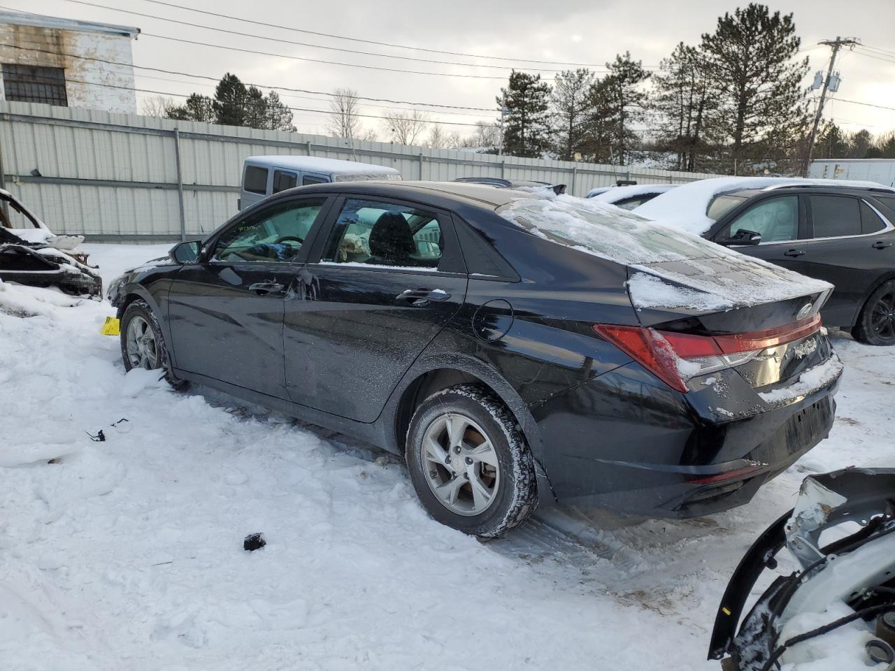 2023 HYUNDAI ELANTRA SE - Фото 2