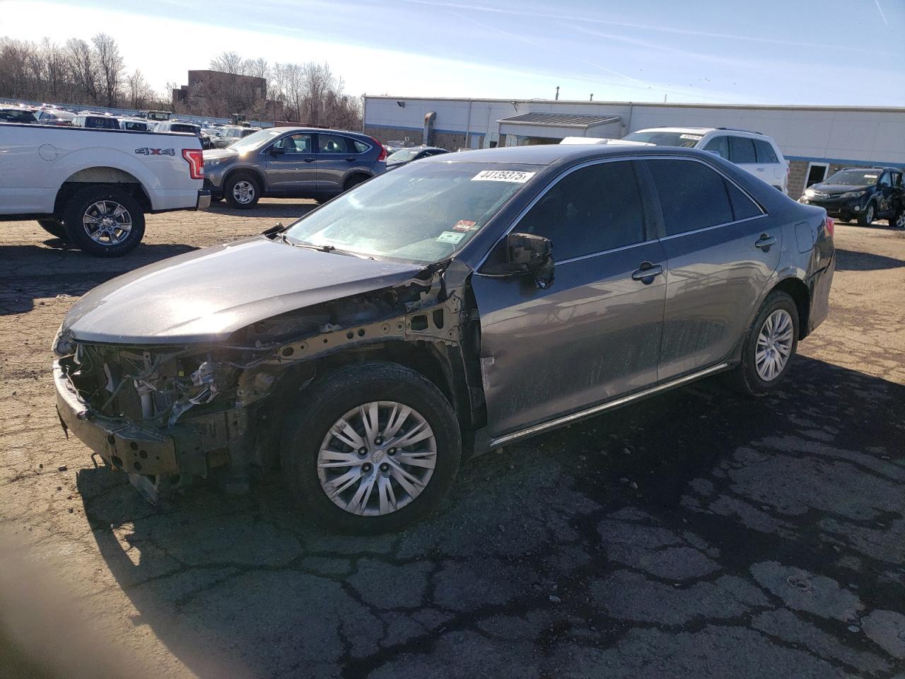 2014 TOYOTA CAMRY L