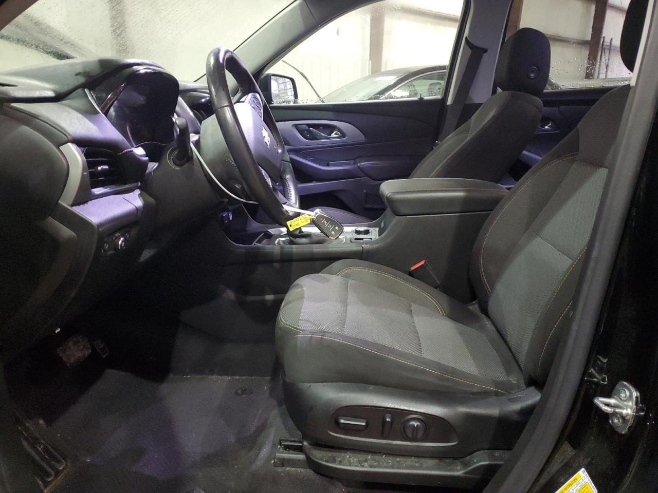 2021 CHEVROLET TRAVERSE L - Фото 7