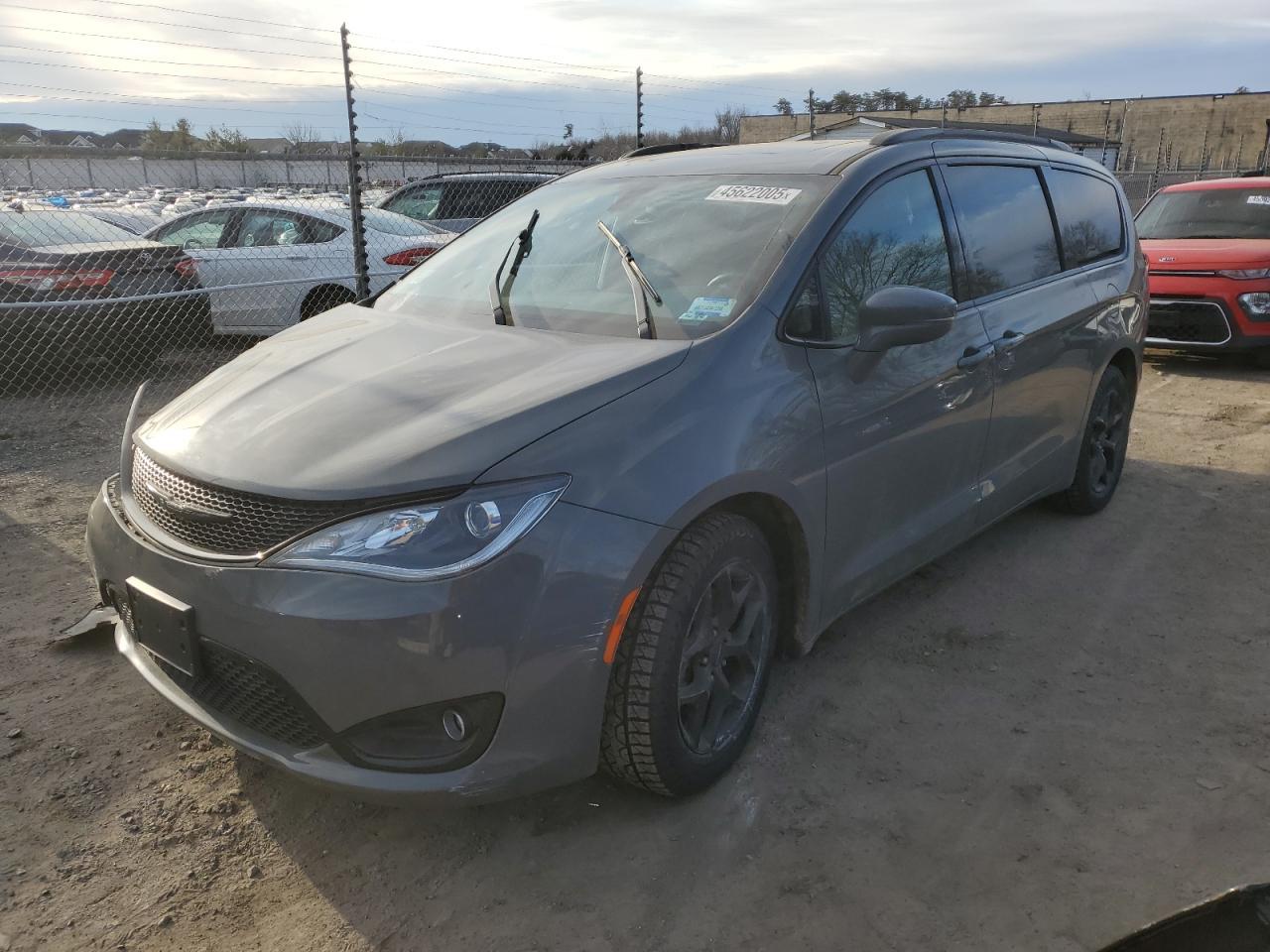 2020 CHRYSLER PACIFICA L