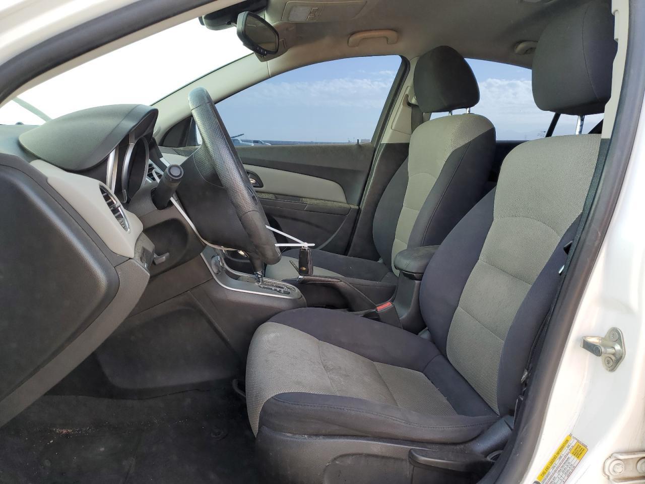2014 CHEVROLET CRUZE LS - Image 7
